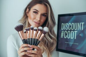 Influencer Deals Shop Like a Pro with Discount Codes from Your Favorite Creators